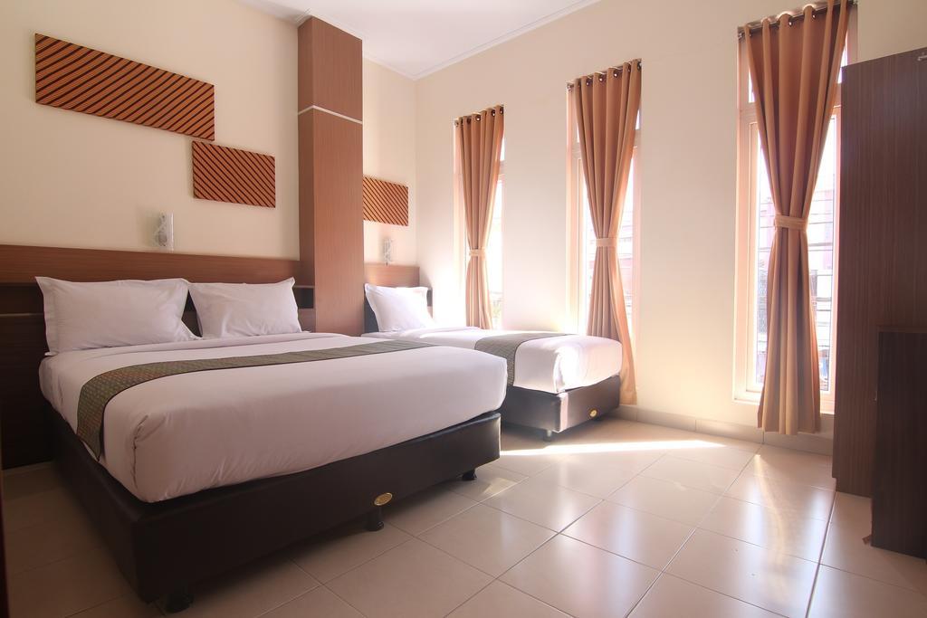 Hotel Pules Yogyakarta Habitación foto